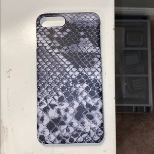 IPhone 8+ snake skin case